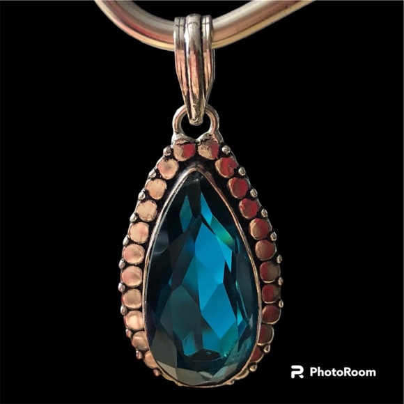 LONDON BLUE SIMULATED TOPAZ PENDANT - Picture 1 of 7